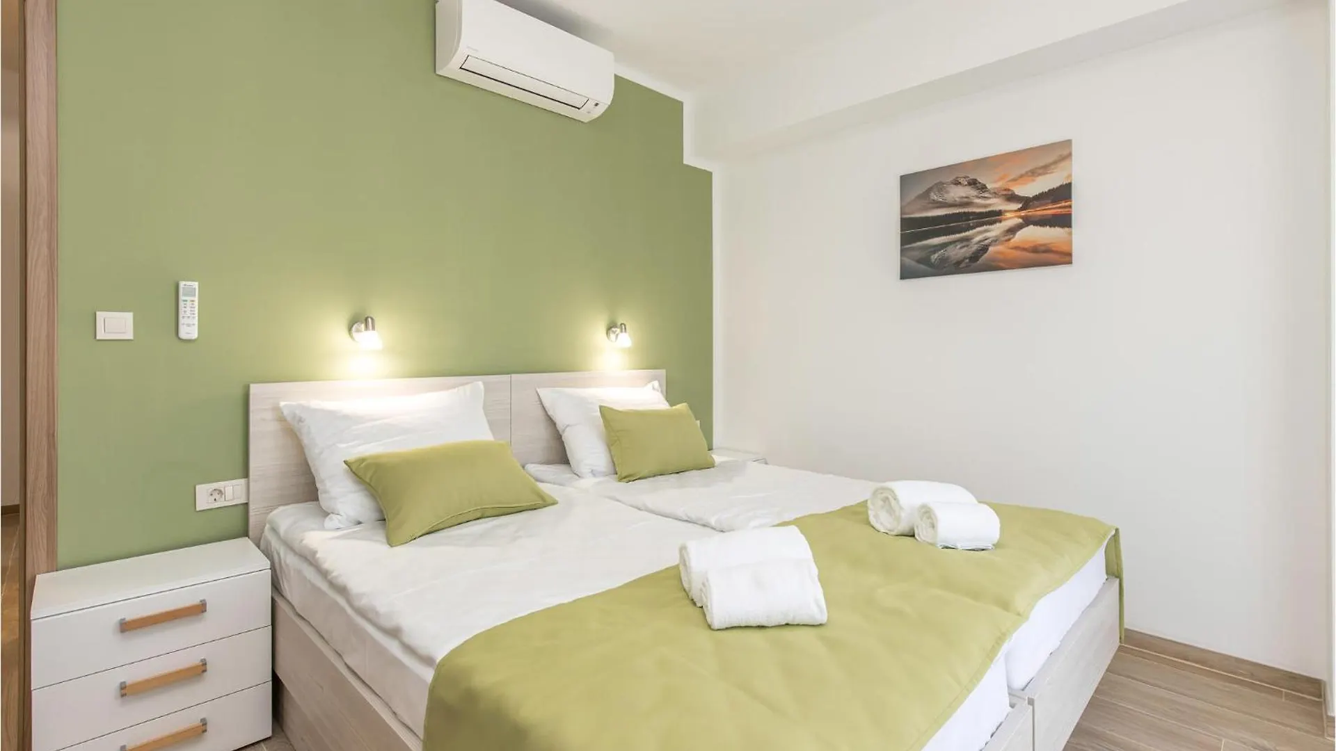 Zurkovo Stunning Apartment In Kostrena With Kitchen 0*,